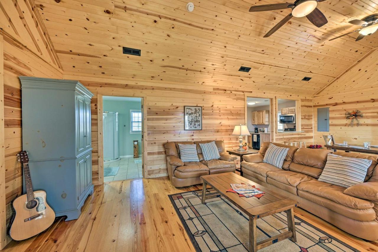 Breathtaking Elkin Getaway With Vineyard Views! Villa Exterior photo