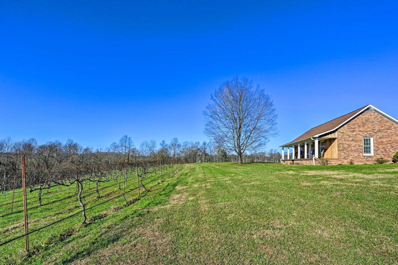 Breathtaking Elkin Getaway With Vineyard Views! Villa Exterior photo