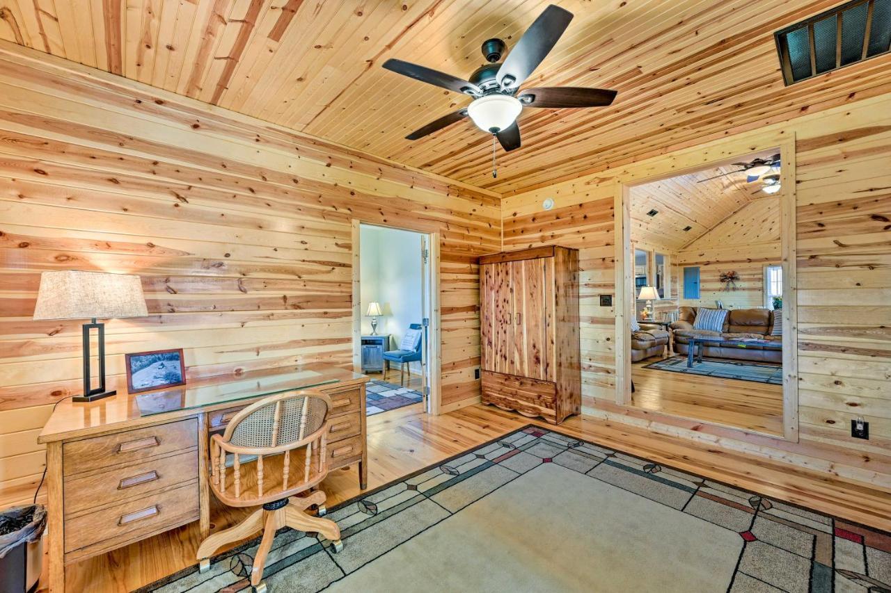 Breathtaking Elkin Getaway With Vineyard Views! Villa Exterior photo